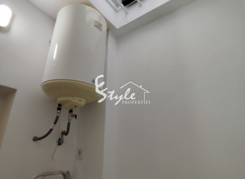 Resale - Apartamento - Torrevieja - La Siesta