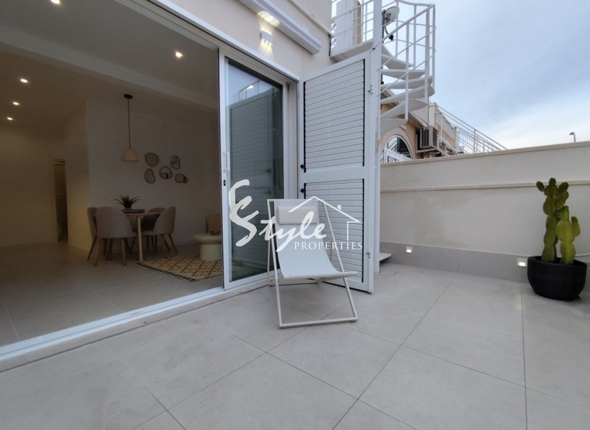 Resale - Apartamento - Torrevieja - La Siesta