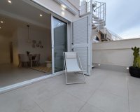Resale - Apartamento - Torrevieja - La Siesta
