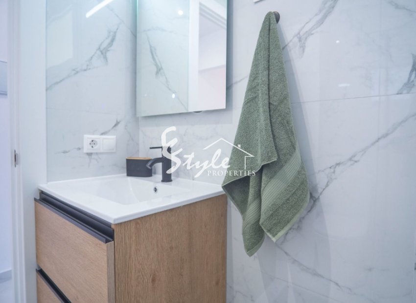 Resale - Apartamento - Torrevieja - La Veleta