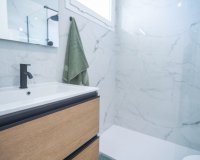 Resale - Apartamento - Torrevieja - La Veleta