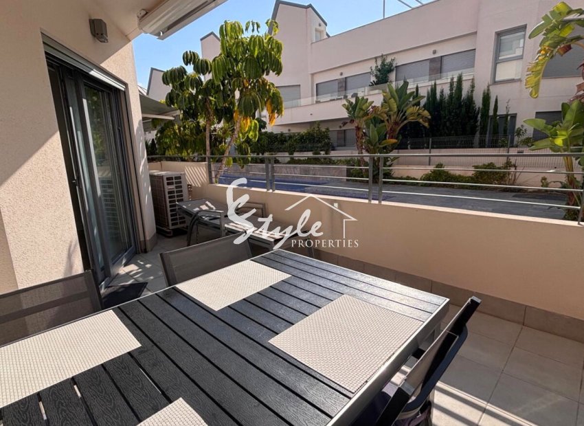 Resale - Apartamento - Torrevieja - La Veleta