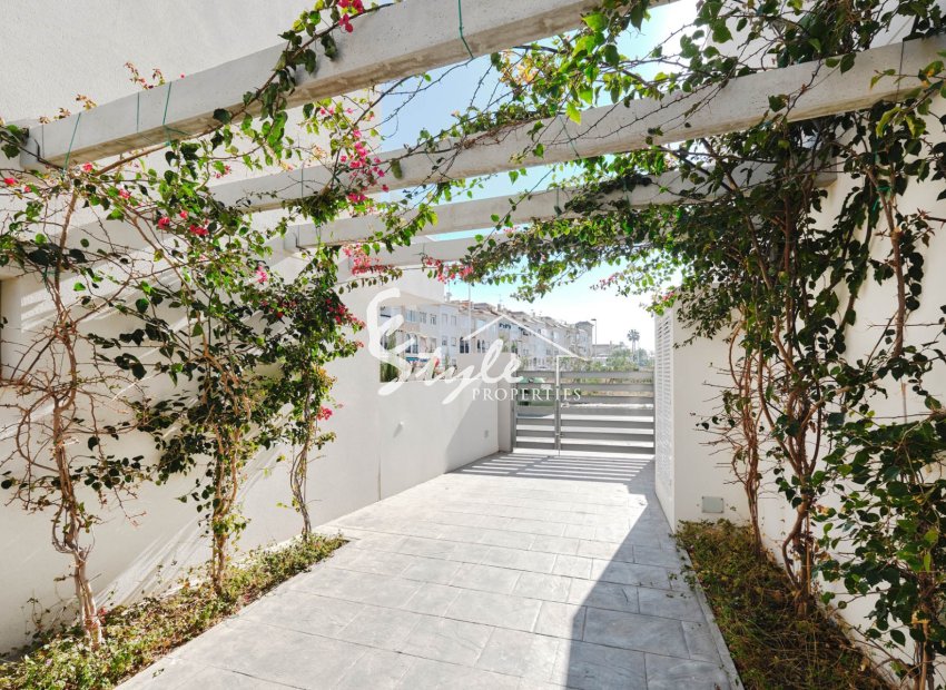 Resale - Apartamento - Torrevieja - La Veleta