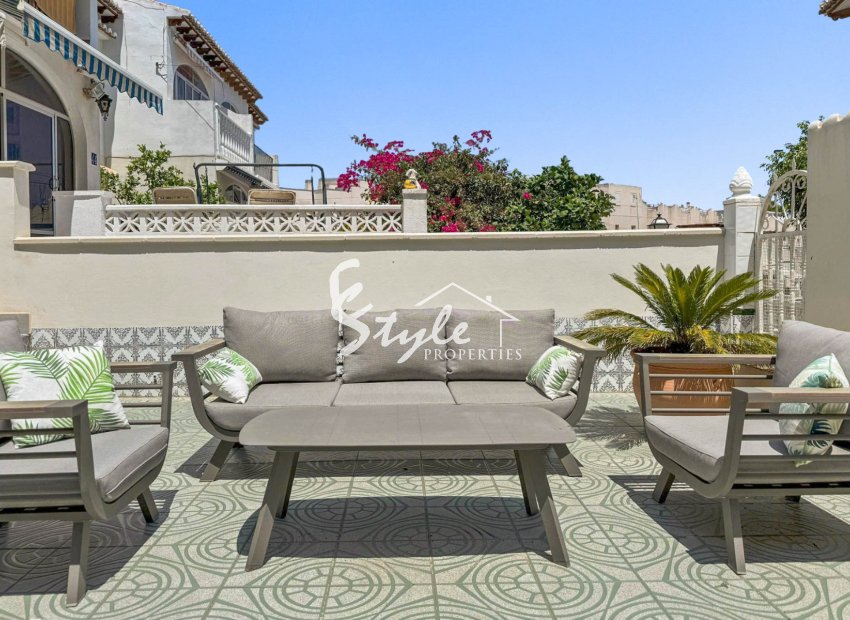 Resale - Apartamento - Torrevieja - Lago Jardin