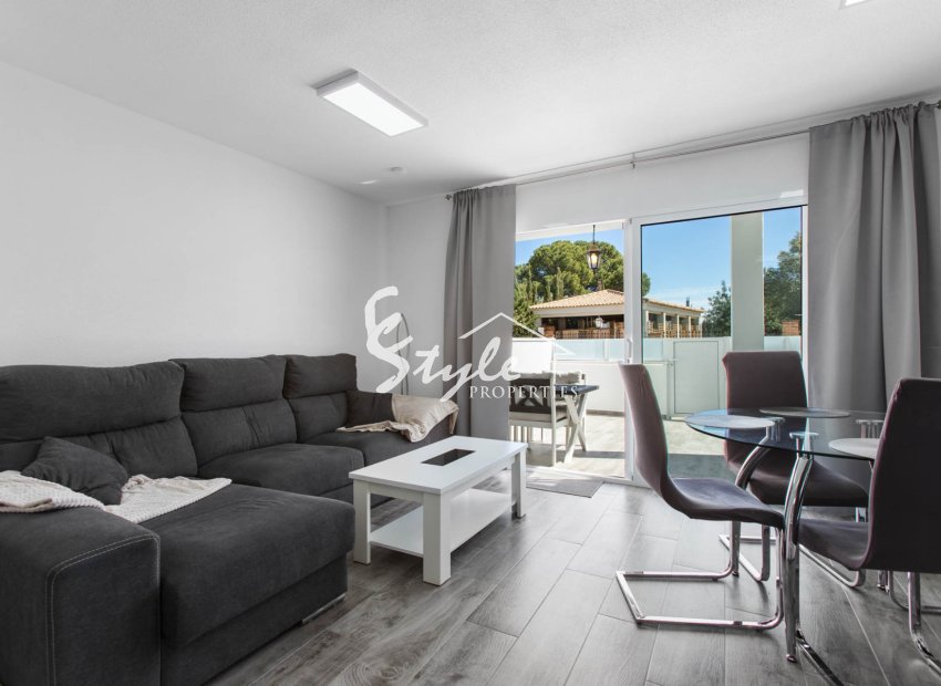 Resale - Apartamento - Torrevieja - Lago Jardin
