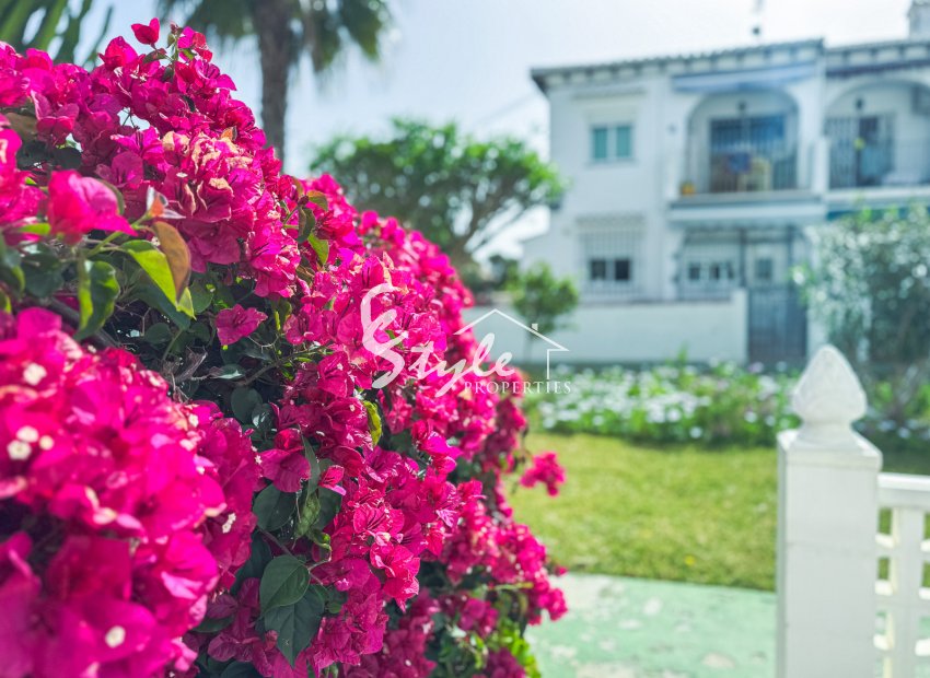 Resale - Apartamento - Torrevieja - Lago Jardin