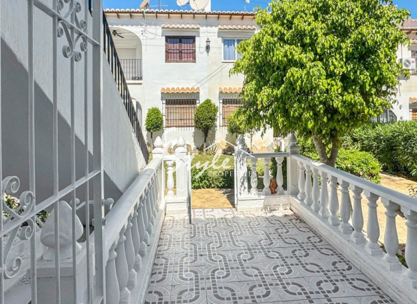 Resale - Apartamento - Torrevieja - Los Balcones