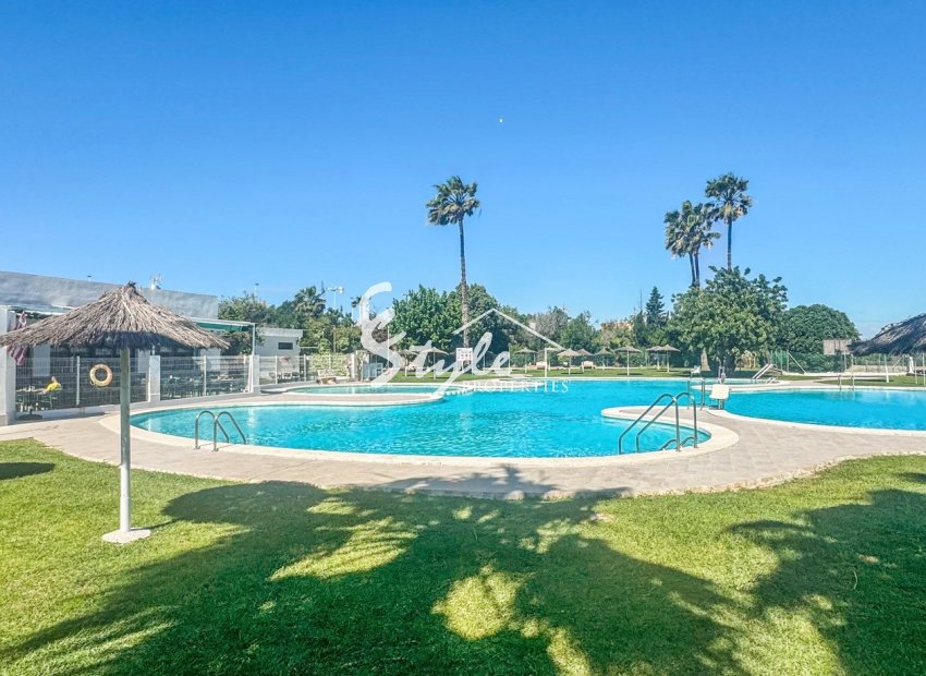 Resale - Apartamento - Torrevieja - Los Balcones