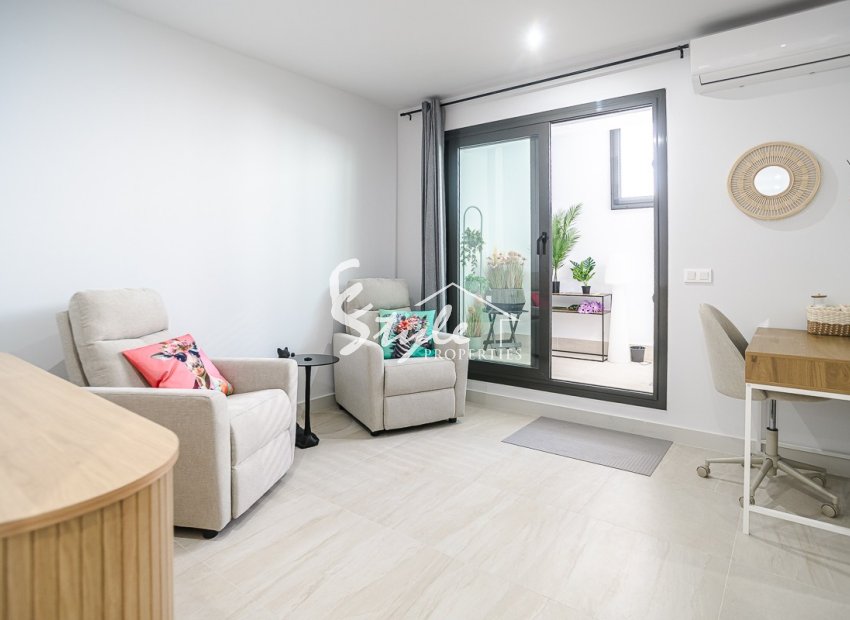 Resale - Apartamento - Torrevieja - Los Balcones