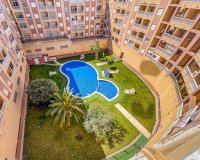Resale - Apartamento - Torrevieja - Parque de las Naciones