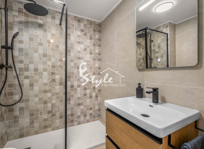 Resale - Apartamento - Torrevieja - Playa de el cura