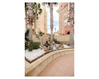 Resale - Apartamento - Torrevieja - Playa de los Locos
