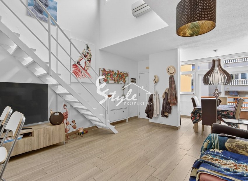 Resale - Apartamento - Torrevieja - Playa de los Locos