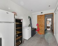 Resale - Apartamento - Torrevieja - Playa de los Locos