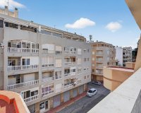 Resale - Apartamento - Torrevieja - Playa de los Locos