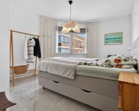 Resale - Apartamento - Torrevieja - Playa de los Locos