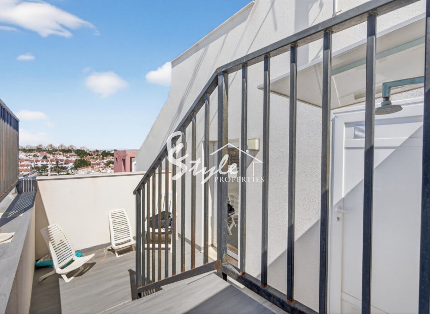 Resale - Apartamento - Torrevieja - Playa de los Locos