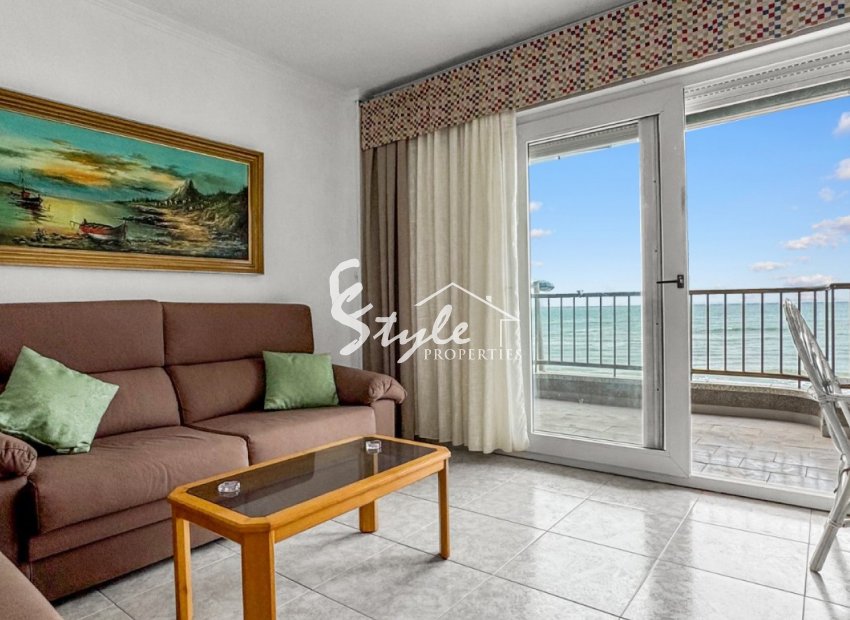 Resale - Apartamento - Torrevieja - Playa de los Locos