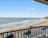 Resale - Apartamento - Torrevieja - Playa de los Locos
