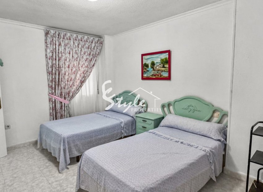 Resale - Apartamento - Torrevieja - Playa de los Locos