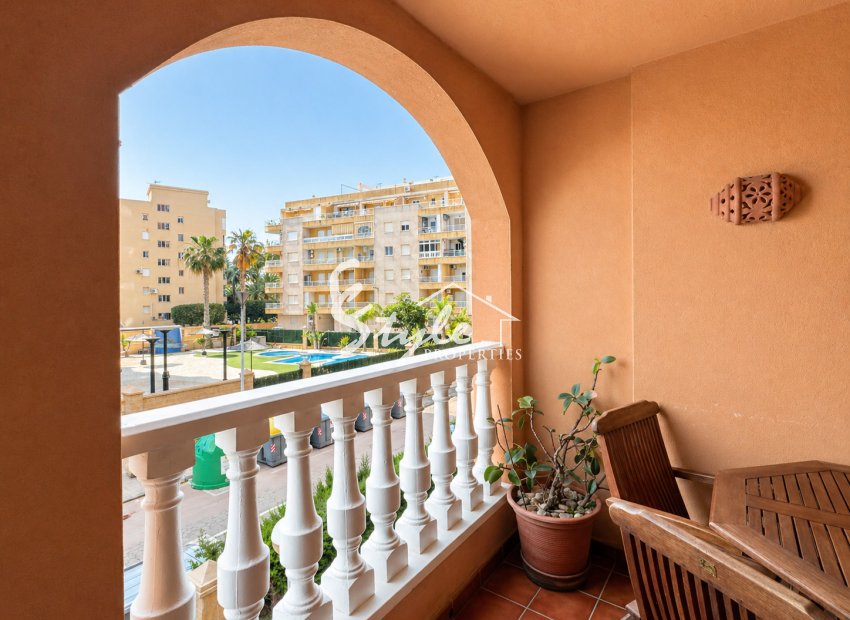 Resale - Apartamento - Torrevieja - Playa de los locos