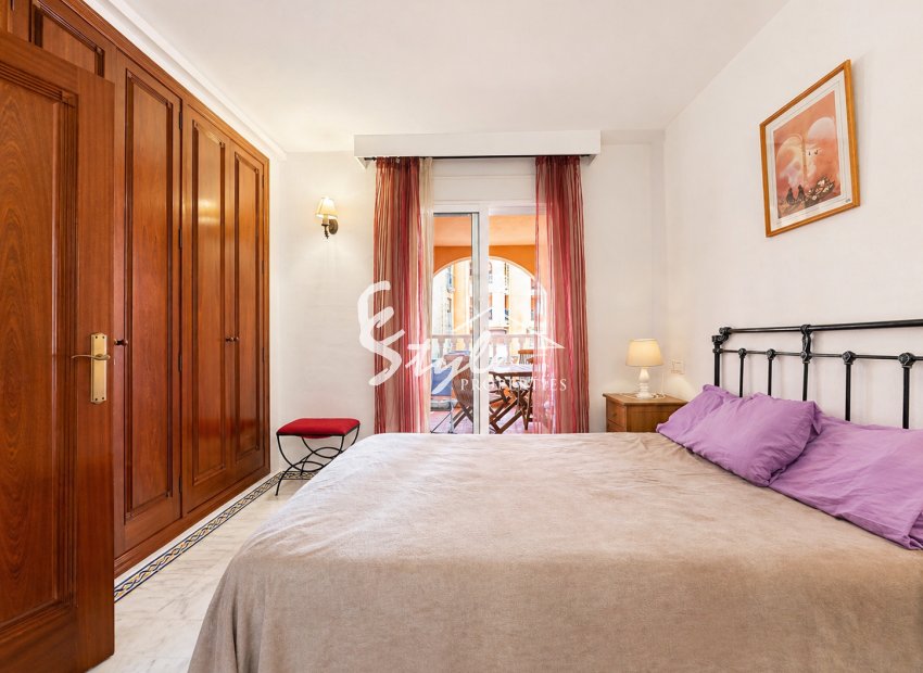 Resale - Apartamento - Torrevieja - Playa de los locos