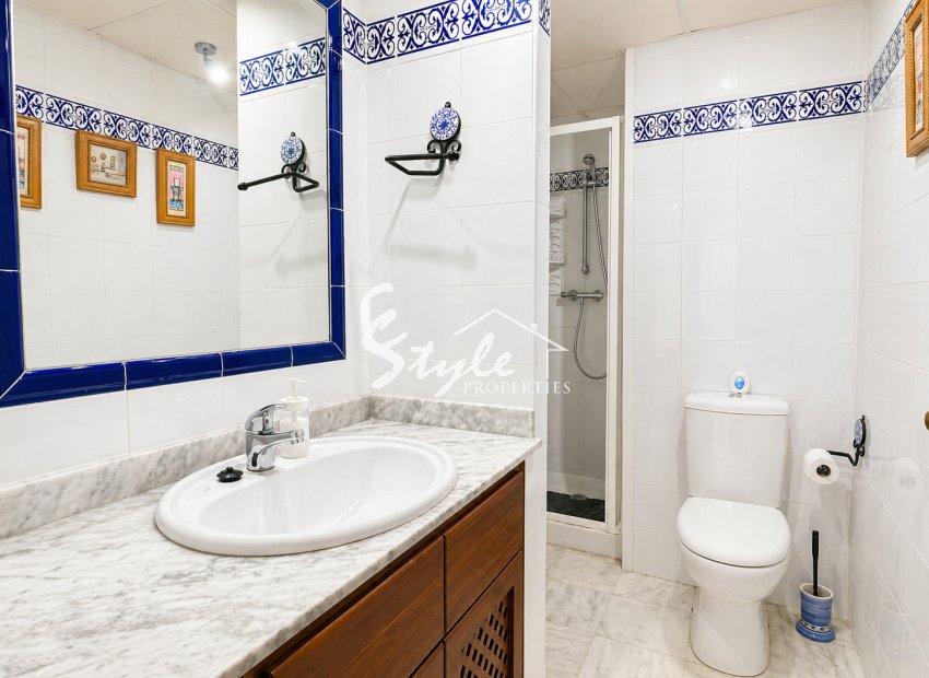 Resale - Apartamento - Torrevieja - Playa de los locos