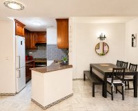 Resale - Apartamento - Torrevieja - Playa de los locos