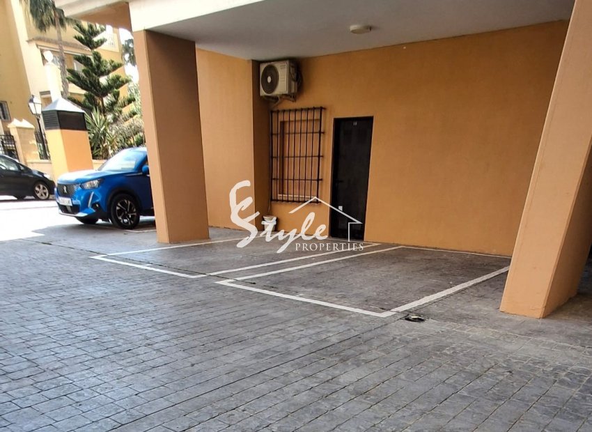 Resale - Apartamento - Torrevieja - Playa de los locos