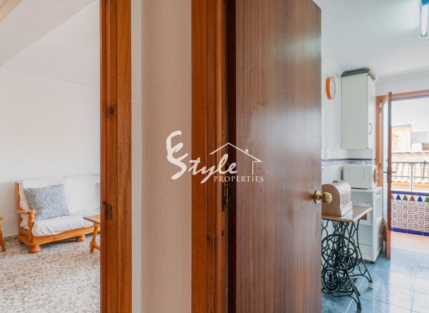 Resale - Apartamento - Torrevieja - Playa de los Naufragos