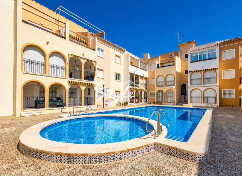 Resale - Apartamento - Torrevieja - Playa De Los Náufragos