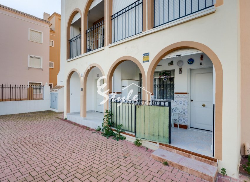 Resale - Apartamento - Torrevieja - Playa De Los Náufragos