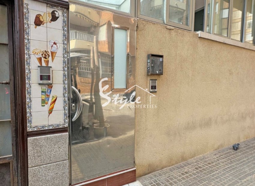 Resale - Apartamento - Torrevieja - Playa del Cura