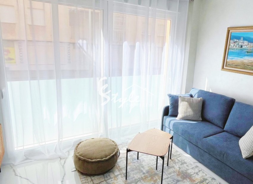 Resale - Apartamento - Torrevieja - Playa del Cura