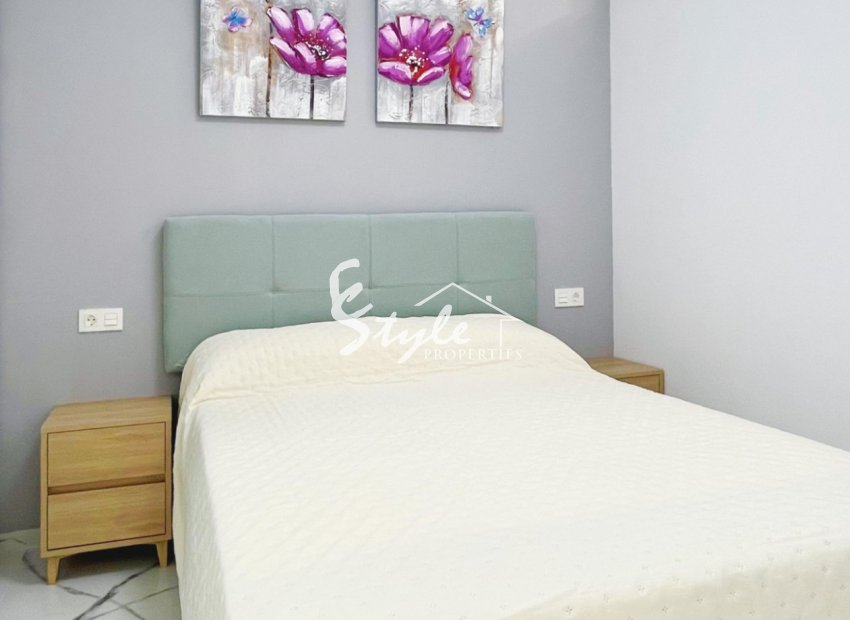 Resale - Apartamento - Torrevieja - Playa del Cura