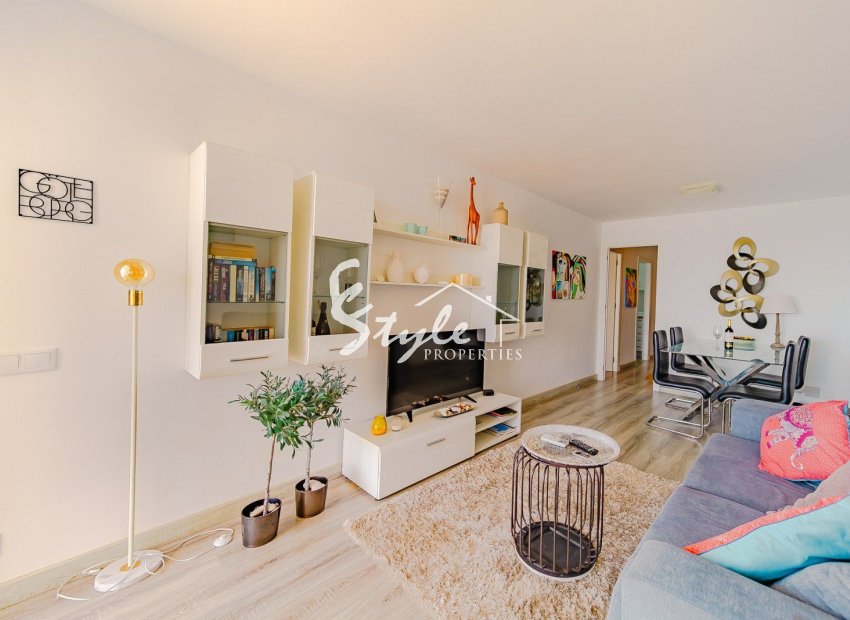 Resale - Apartamento - Torrevieja - Playa del Cura