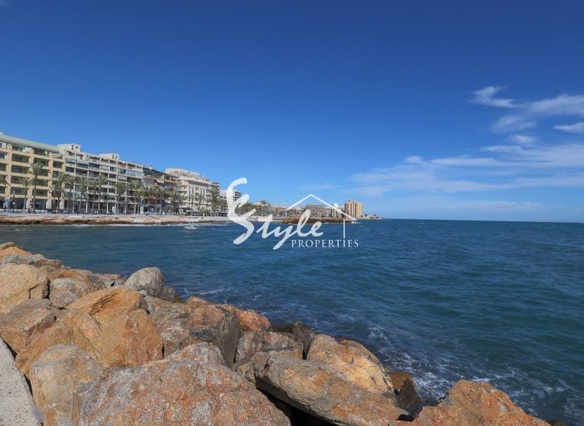 Resale - Apartamento - Torrevieja - Playa del Cura