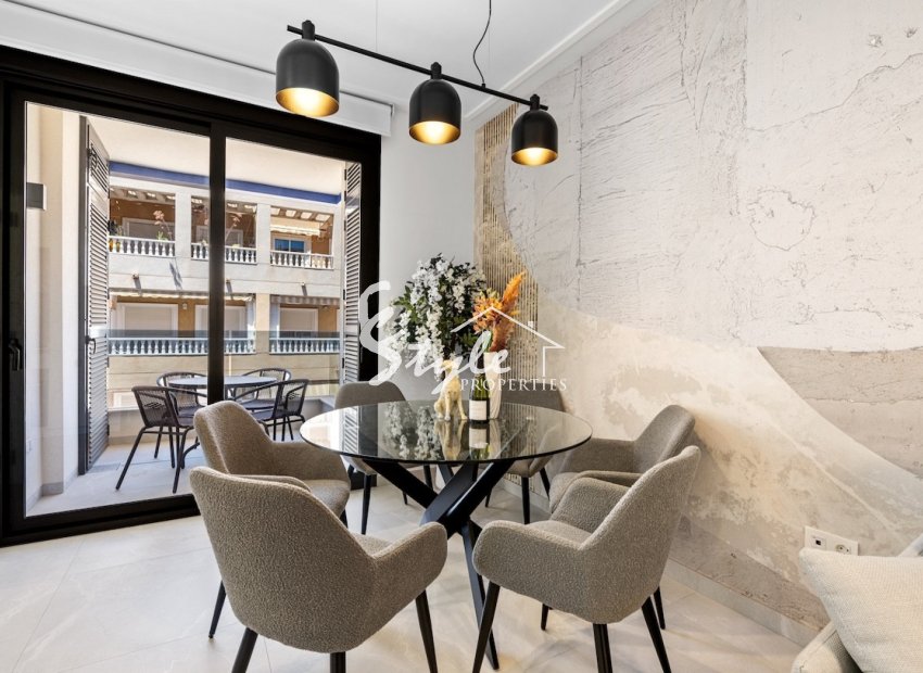 Resale - Apartamento - Torrevieja - Playa del Cura