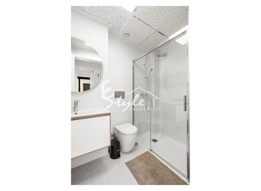 Resale - Apartamento - Torrevieja - Playa del Cura