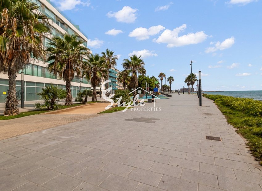 Resale - Apartamento - Torrevieja - Playa del Cura
