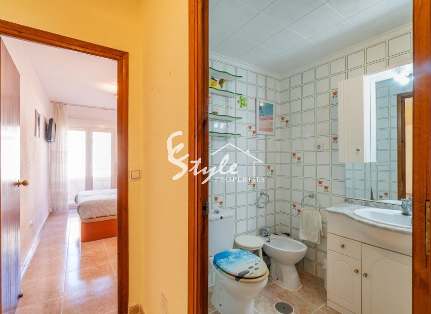 Resale - Apartamento - Torrevieja - Playa del Cura