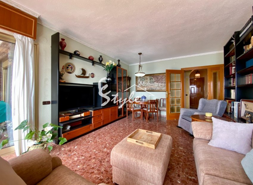 Resale - Apartamento - Torrevieja - Playa del Cura