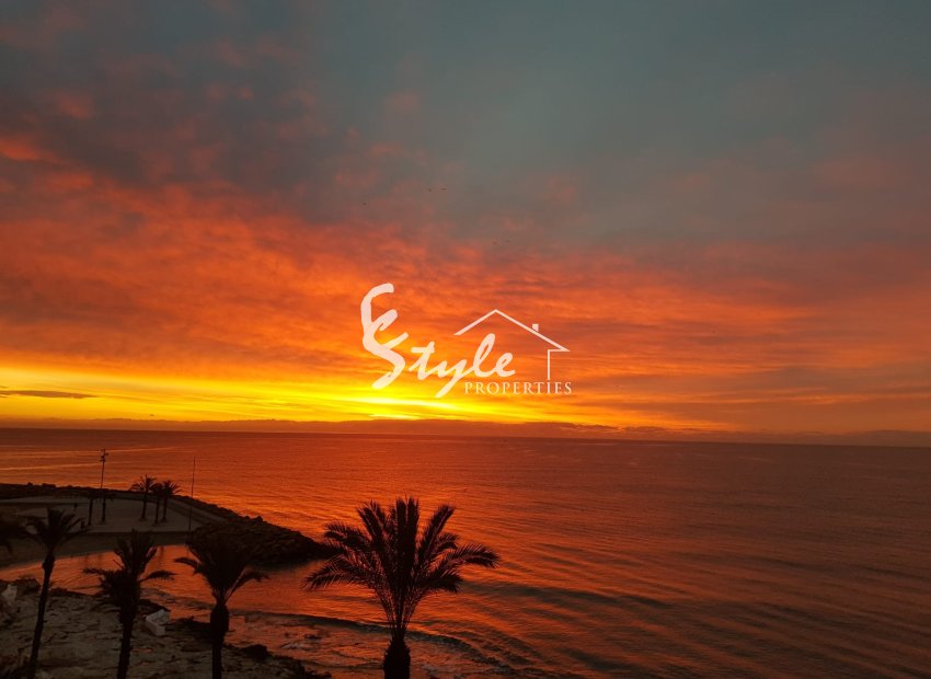 Resale - Apartamento - Torrevieja - Playa del Cura