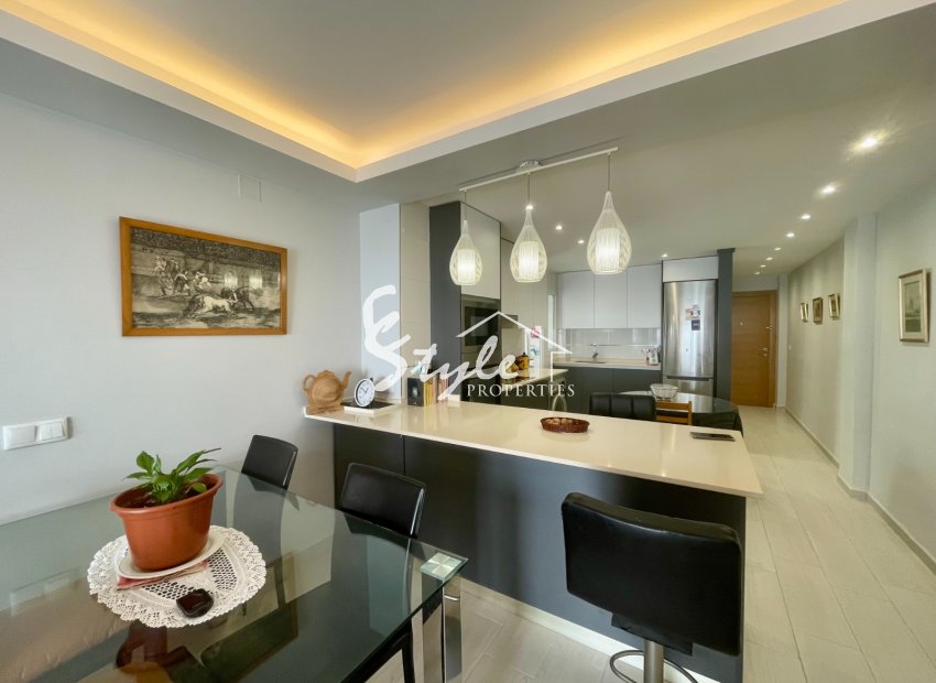 Resale - Apartamento - Torrevieja - Playa del Cura