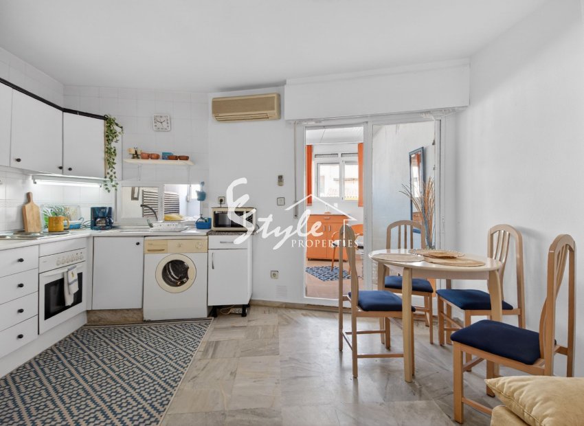 Resale - Apartamento - Torrevieja - Playa del Cura