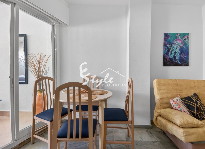 Resale - Apartamento - Torrevieja - Playa del Cura