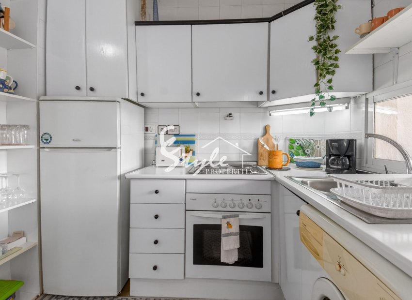 Resale - Apartamento - Torrevieja - Playa del Cura