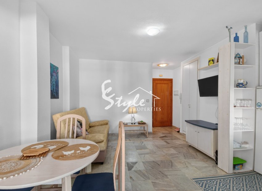 Resale - Apartamento - Torrevieja - Playa del Cura