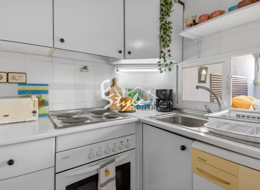 Resale - Apartamento - Torrevieja - Playa del Cura