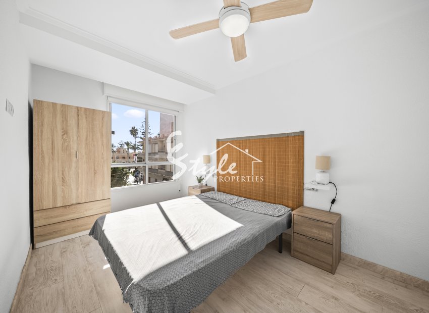 Resale - Apartamento - Torrevieja - Puerto